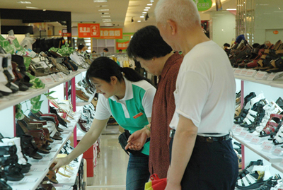 步步高美采平价百货首店盛装开业，开启社区商业新篇章